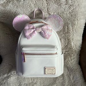 Nwt Beautiful white iridescent sequin Loungefly mini backpack